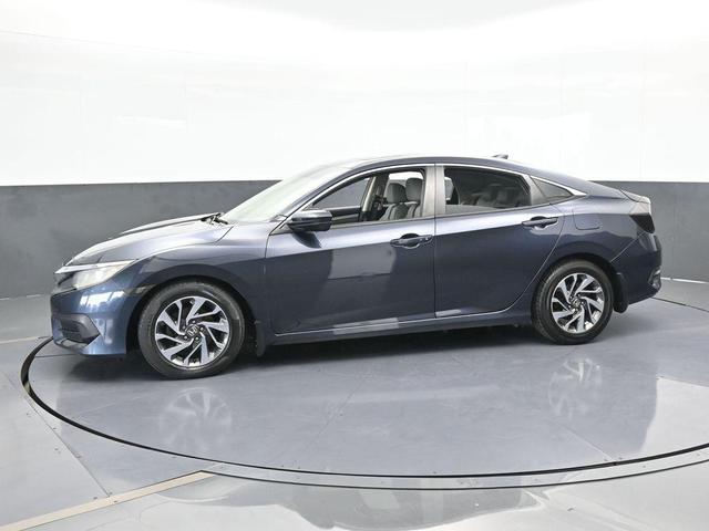 Photo of 2017 Blue Honda Civic