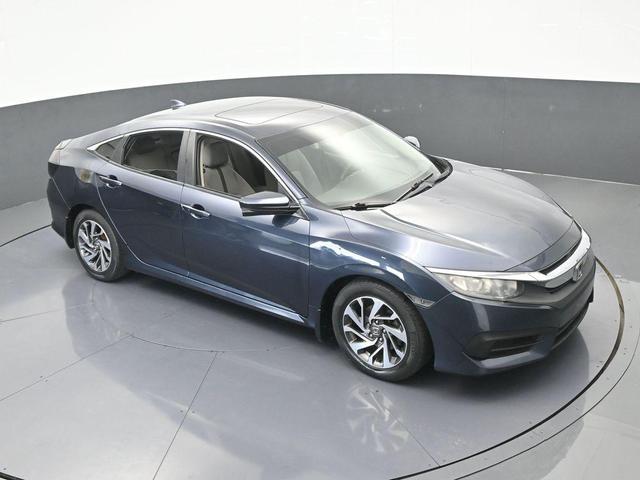 Photo of 2017 Blue Honda Civic