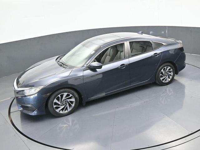 Photo of 2017 Blue Honda Civic