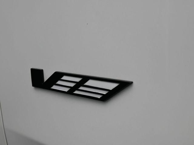Photo of 2023 Crystal White Tri-Coat Cadillac Escalade