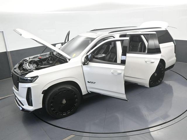Photo of 2023 Crystal White Tri-Coat Cadillac Escalade