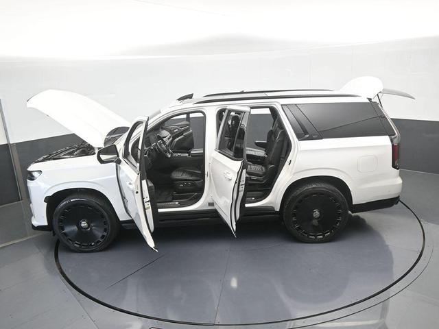 Photo of 2023 Crystal White Tri-Coat Cadillac Escalade