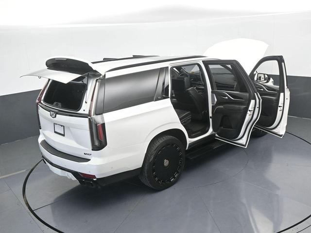 Photo of 2023 Crystal White Tri-Coat Cadillac Escalade