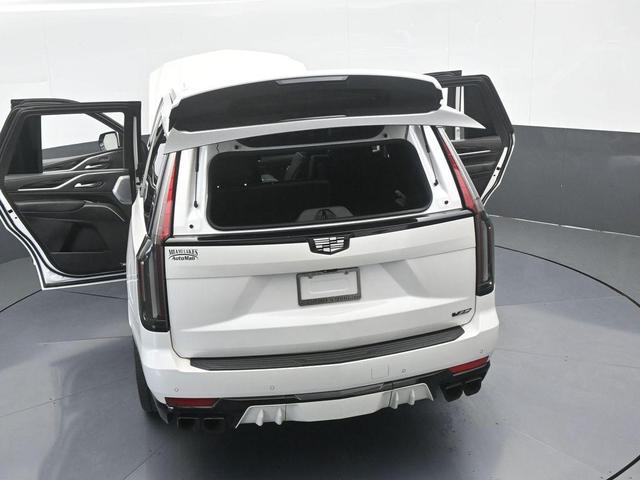 Photo of 2023 Crystal White Tri-Coat Cadillac Escalade