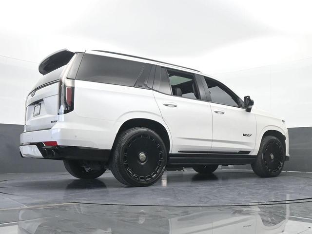 Photo of 2023 Crystal White Tri-Coat Cadillac Escalade