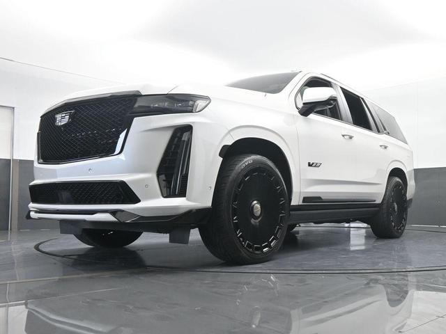 Photo of 2023 Crystal White Tri-Coat Cadillac Escalade