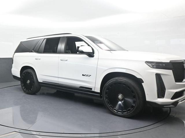 Photo of 2023 Crystal White Tri-Coat Cadillac Escalade