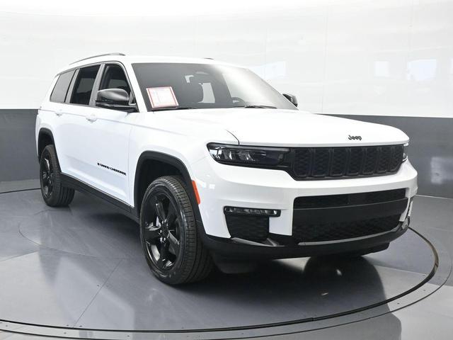 Photo of 2025 Bright White Clearcoat Jeep Grand Cherokee L