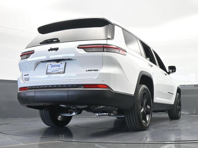 Photo of 2025 Bright White Clearcoat Jeep Grand Cherokee L