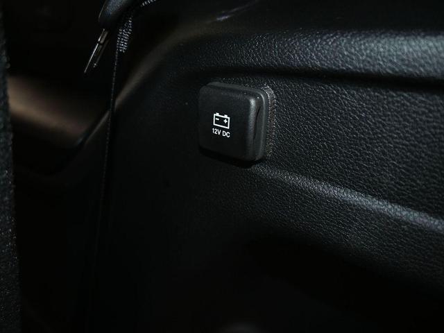 Photo of 2025 Bright White Clearcoat Jeep Grand Cherokee L