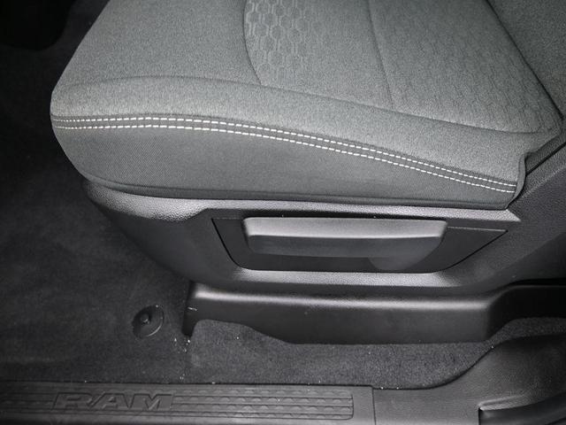 Photo of 2025 Bright White Clearcoat RAM 2500