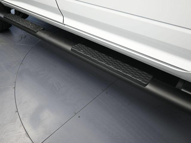 Photo of 2025 Bright White Clearcoat RAM 2500