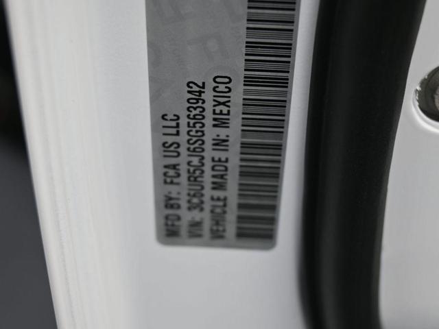 Photo of 2025 Bright White Clearcoat RAM 2500