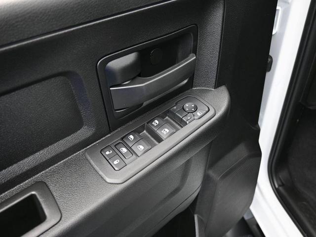 Photo of 2025 Bright White Clearcoat RAM 2500