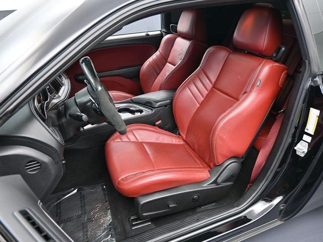 Photo of 2023 Pitch Black Clearcoat Dodge Challenger
