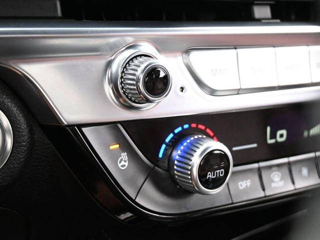 Photo of 2023 Midnight Black Kia Telluride