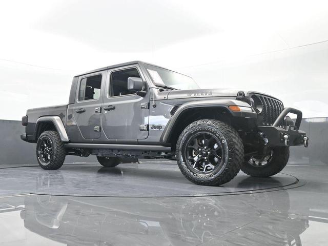 Photo of 2021 Granite Crystal Clearcoat Metallic Jeep Gladiator