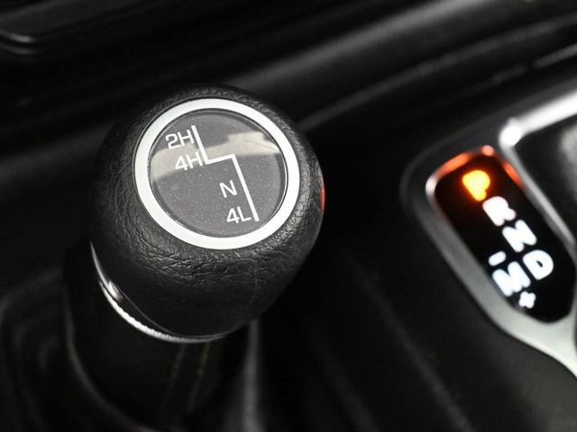 Photo of 2021 Granite Crystal Clearcoat Metallic Jeep Gladiator