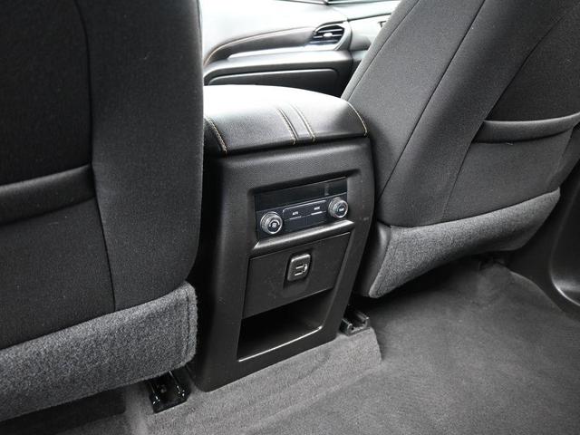 Photo of 2018 Black Currant Metallic Chevrolet Traverse