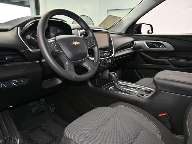 Photo of 2018 Black Currant Metallic Chevrolet Traverse