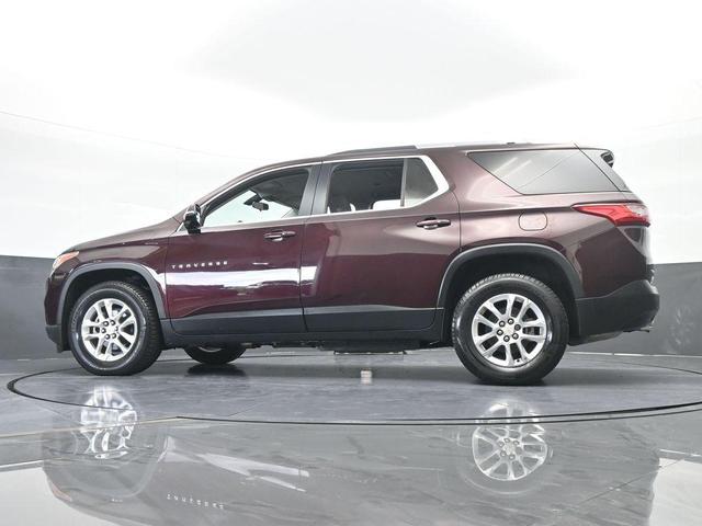 Photo of 2018 Black Currant Metallic Chevrolet Traverse
