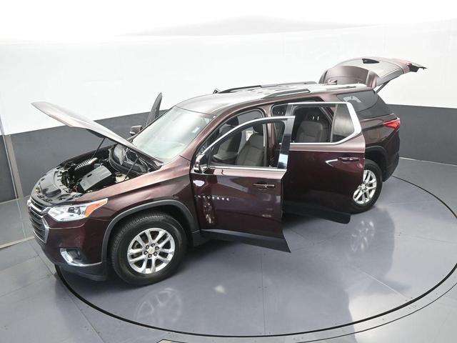 Photo of 2018 Black Currant Metallic Chevrolet Traverse