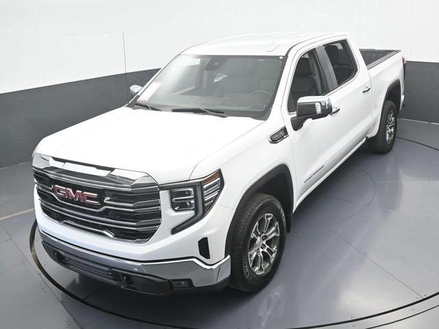 Photo of 2024 Summit White GMC Sierra 1500
