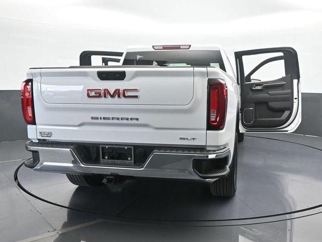Photo of 2024 Summit White GMC Sierra 1500