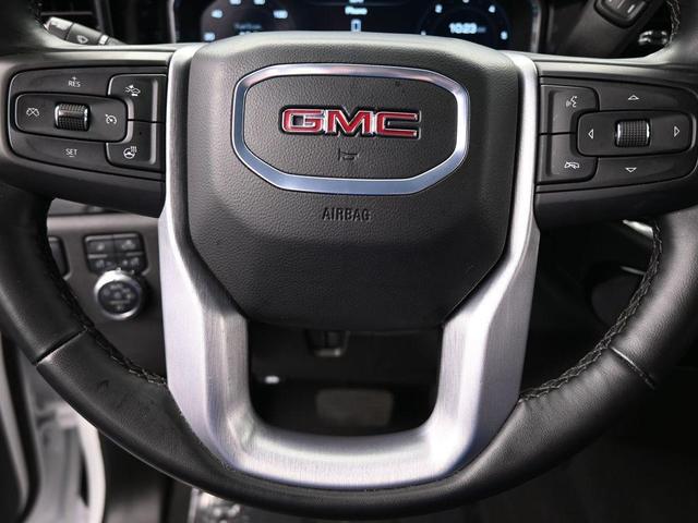 Photo of 2024 Summit White GMC Sierra 1500