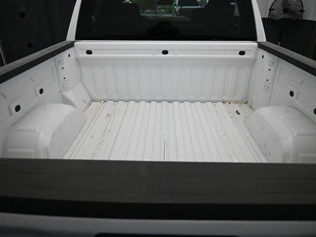 Photo of 2024 Summit White GMC Sierra 1500