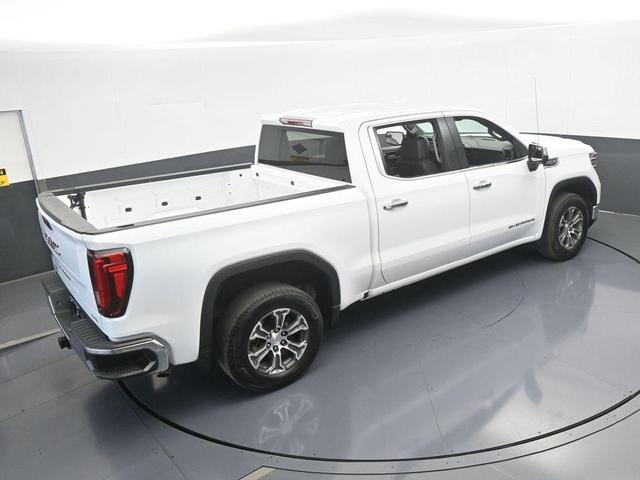 Photo of 2024 Summit White GMC Sierra 1500