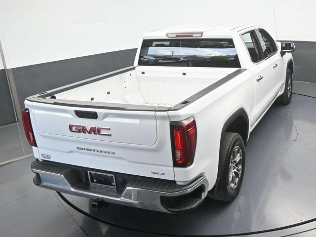Photo of 2024 Summit White GMC Sierra 1500