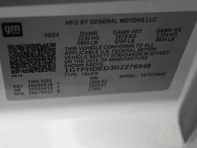 Photo of 2024 Summit White GMC Sierra 1500