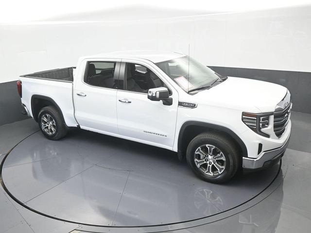 Photo of 2024 Summit White GMC Sierra 1500