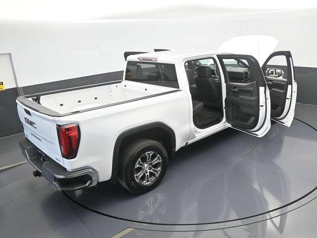 Photo of 2024 Summit White GMC Sierra 1500