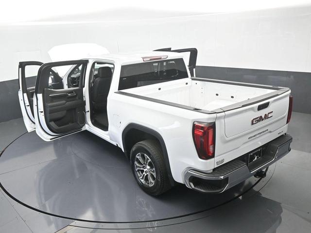 Photo of 2024 Summit White GMC Sierra 1500