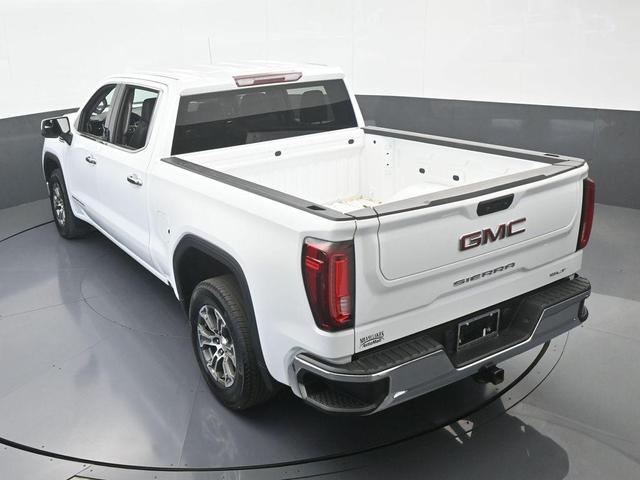 Photo of 2024 Summit White GMC Sierra 1500
