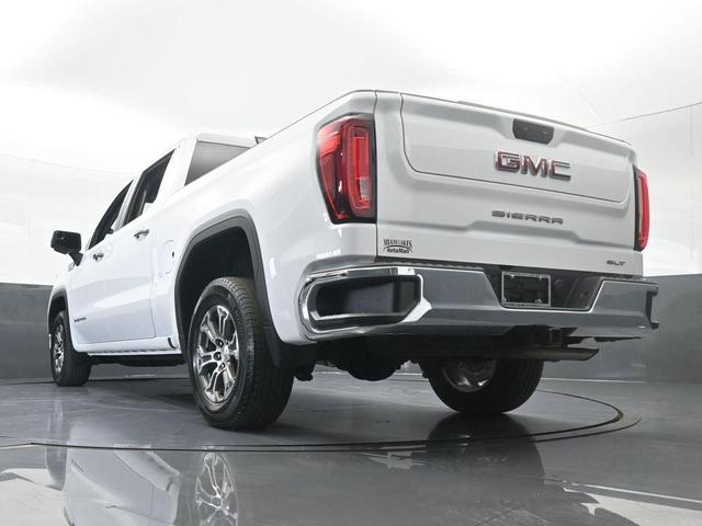 Photo of 2024 Summit White GMC Sierra 1500