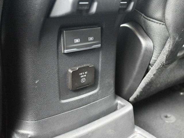 Photo of 2022 Bright White Clearcoat Jeep Wrangler Unlimited