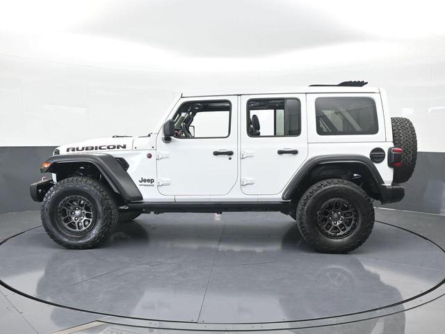 Photo of 2022 Bright White Clearcoat Jeep Wrangler Unlimited