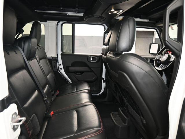 Photo of 2022 Bright White Clearcoat Jeep Wrangler Unlimited