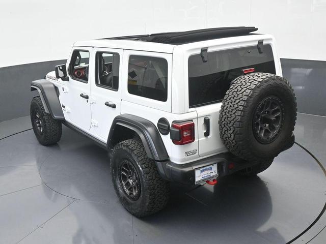 Photo of 2022 Bright White Clearcoat Jeep Wrangler Unlimited