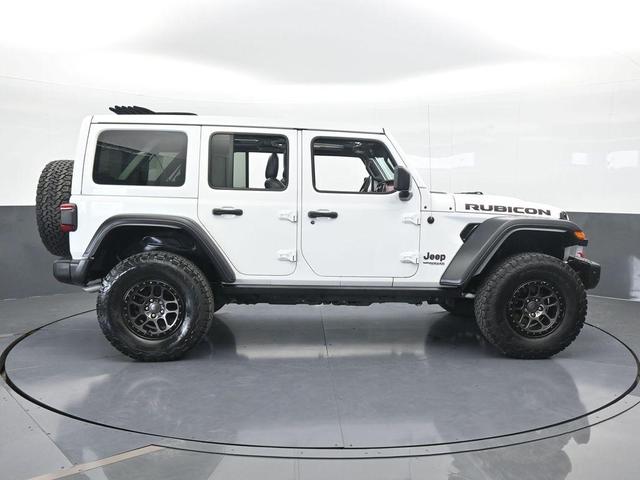 Photo of 2022 Bright White Clearcoat Jeep Wrangler Unlimited