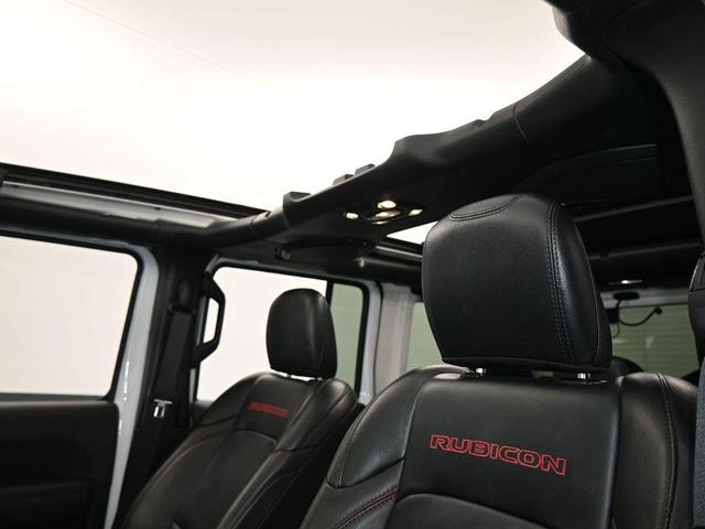 Photo of 2022 Bright White Clearcoat Jeep Wrangler Unlimited