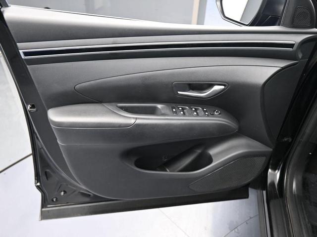 Photo of 2024 Ash Black Hyundai TUCSON Plug-In Hybrid