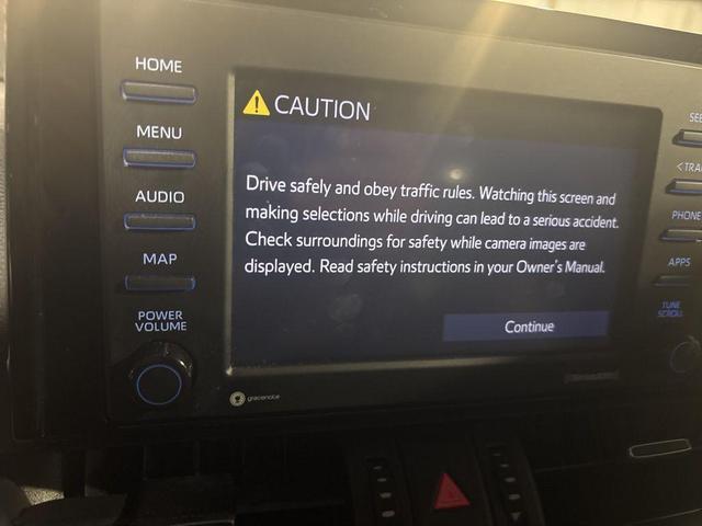 Photo of 2021 White Toyota RAV4