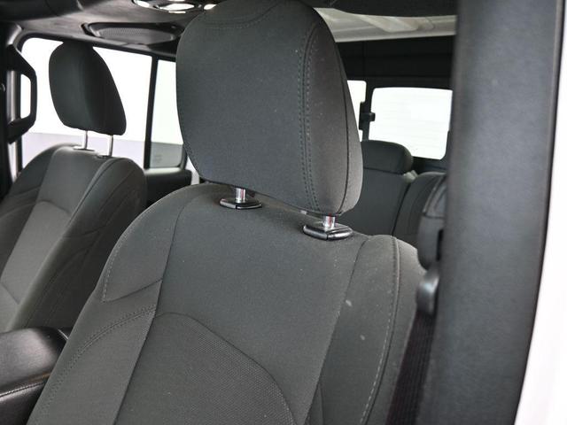 Photo of 2021 Bright White Clearcoat Jeep Gladiator