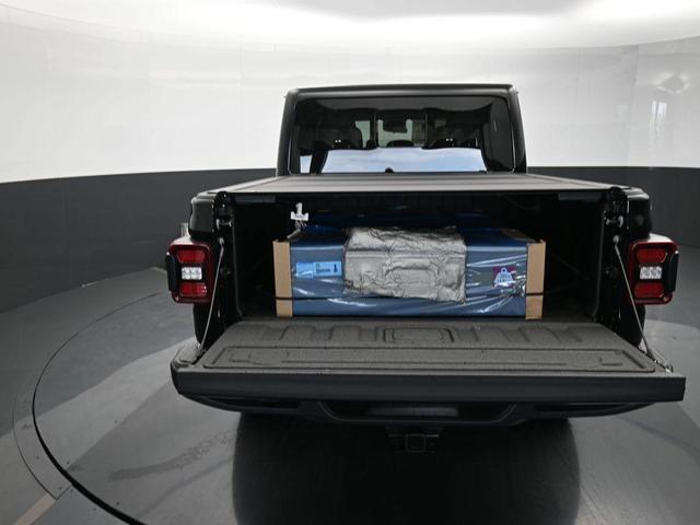 Photo of 2024 Black Clearcoat Jeep Gladiator