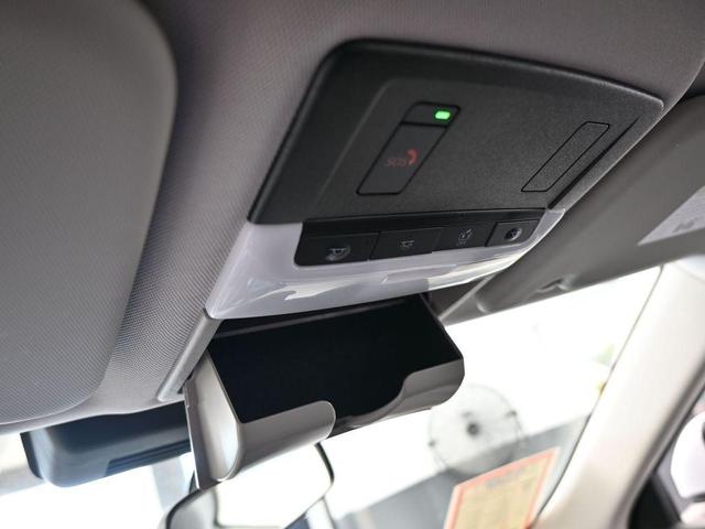 Photo of 2023 White Diamond Mitsubishi Outlander