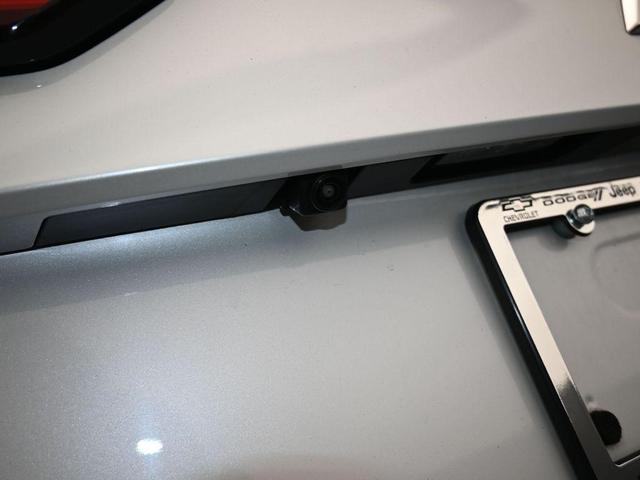 Photo of 2023 White Diamond Mitsubishi Outlander